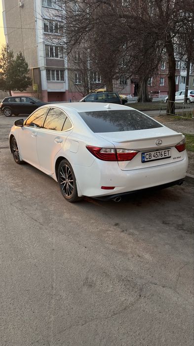 Лексус ес 2013 года продам