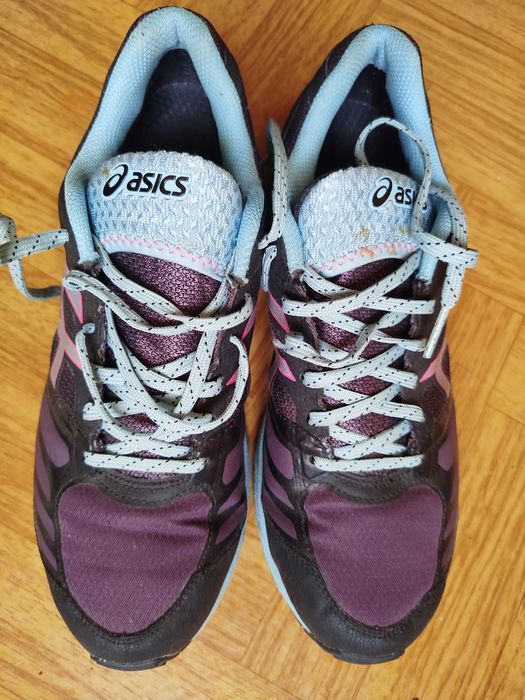asics buty sportowe z kolcami rozmiar 40