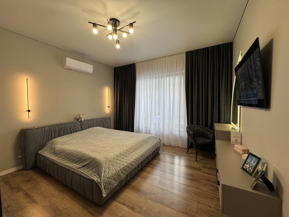 Срочно! Продам одноэтажный дом с бассейном, современный новый ремонт