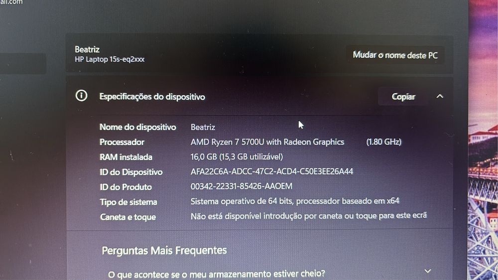 Vendo notebook sem nenhuma marca de uso