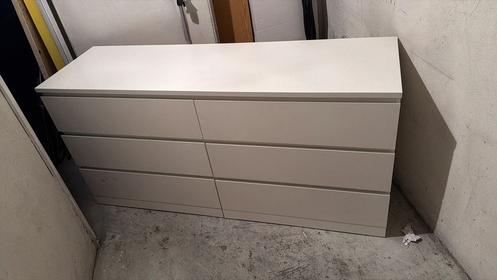 Vendo comoda MALM Ikea