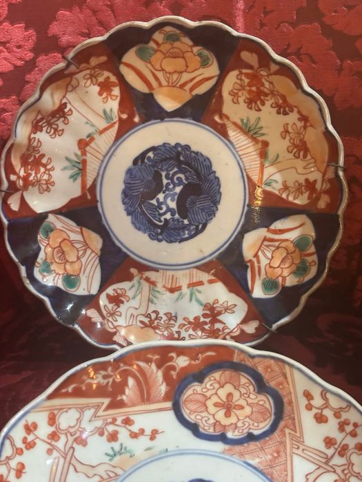 Pratos Imari - porcelana japonesa