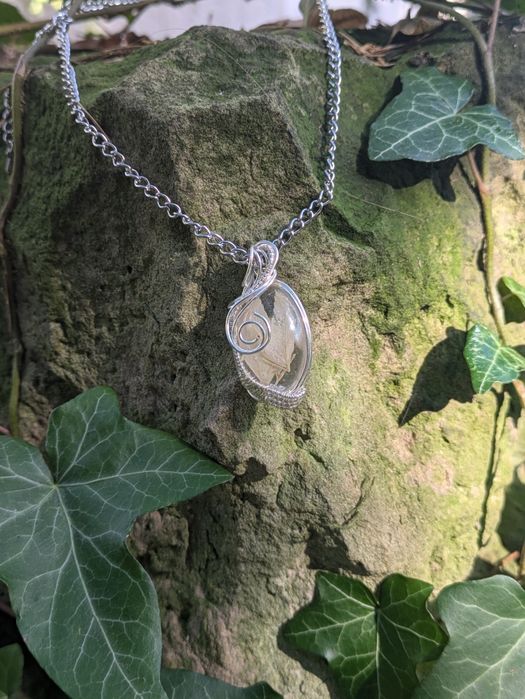 Wisiorek handmade wire wrapping