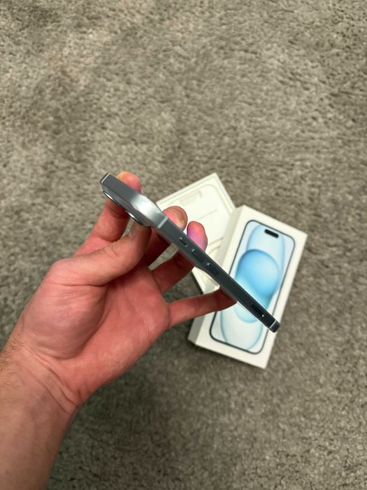 iPhone 15 • 128GB • Niebieski • Pudełko • 85% • Stan bardzo dobry