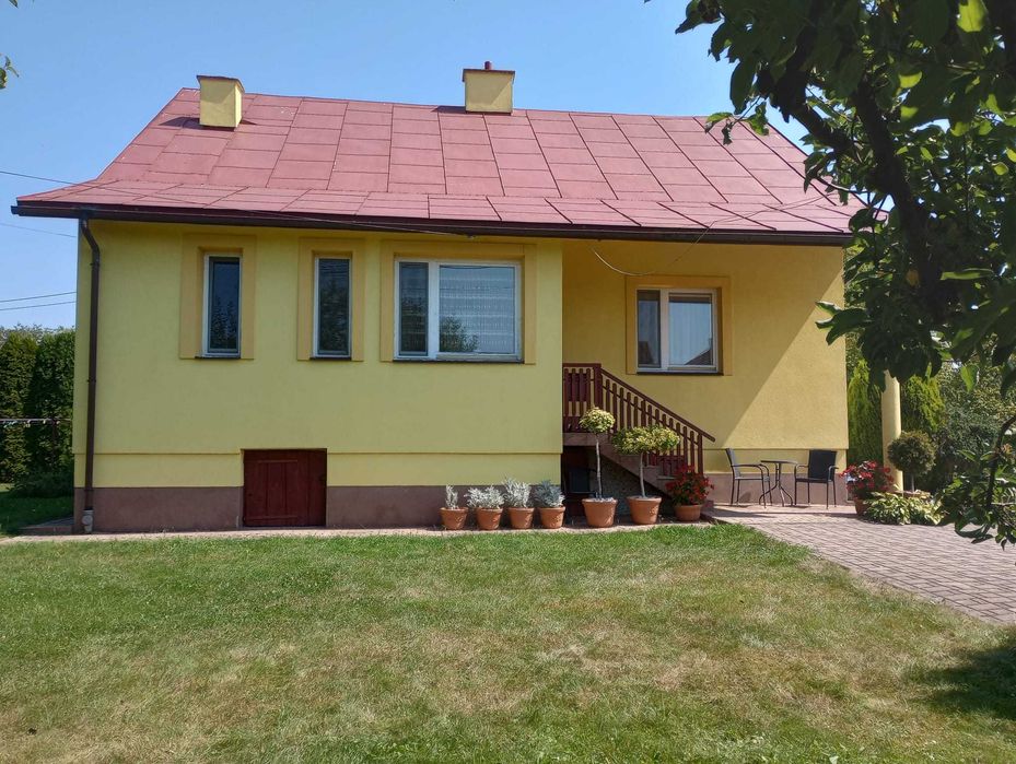 Dom z działką 16 ar (część rekreacyjna i ogród warzywny)