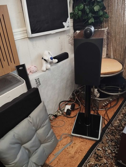 Продам универсальные стойки для колонок