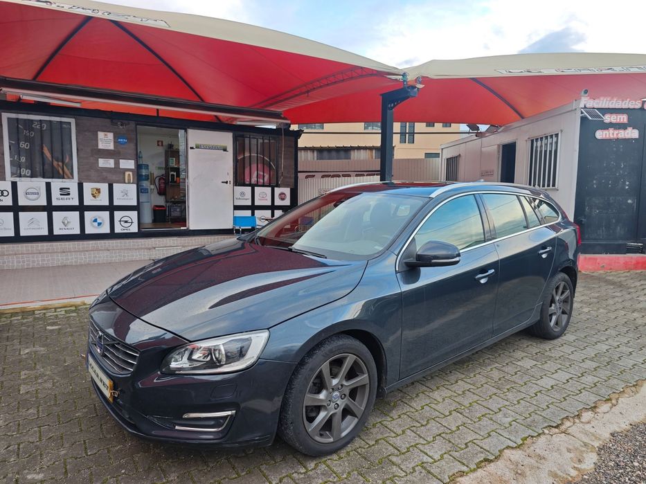 Volvo V60 2.0 D4 Summum Geartronic