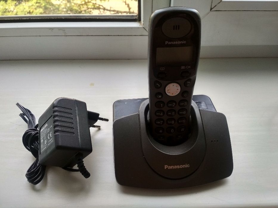 Безпровідний (стаціонарний) телефон Panasonic