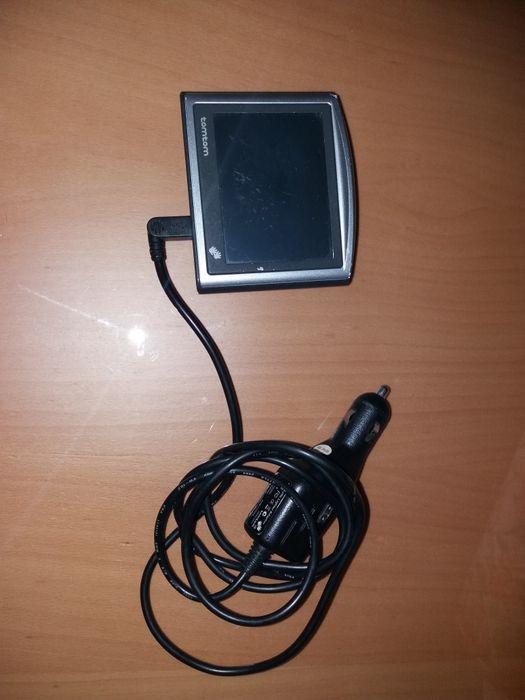 GPS TomTom as NEW64297875775746121