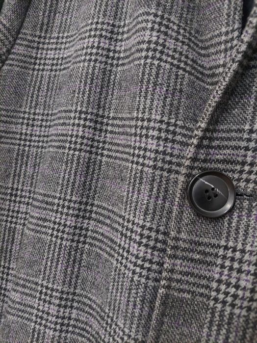 Płaszcz męski zapinany na guziki