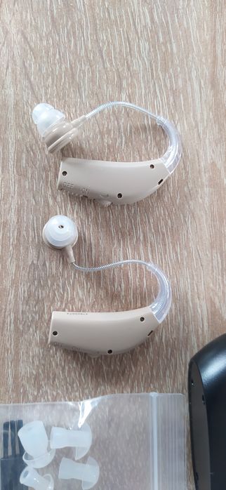 Aparaty słuchowe zestaw. Nowe