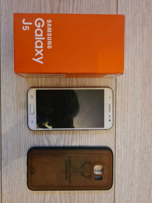 Samsung j5  bialy bardzo dobry stan