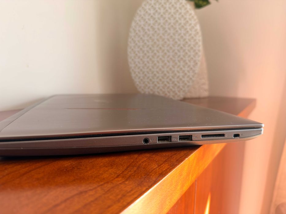 Asus ROG Gaming|15.6"FullHD|i7-7700HQ|16Gb Ram|2 Discos|GTX1060 6Gb|