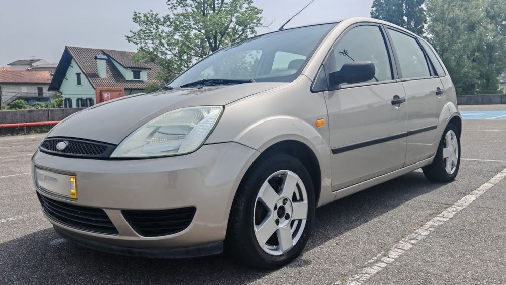 Ford Fiesta ano 2004