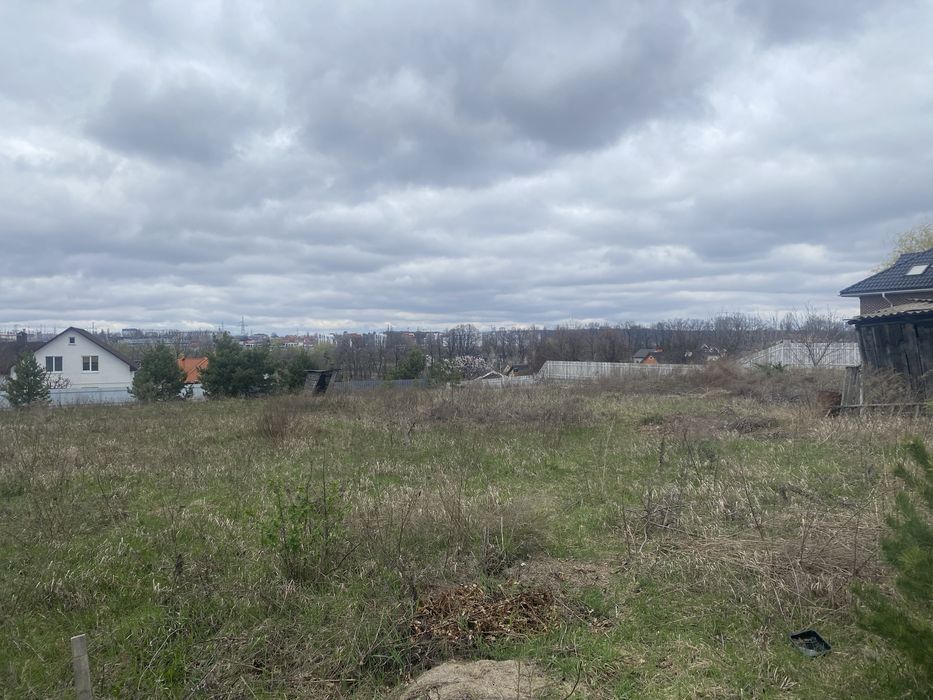 Продам ділянку 14 соток, будівництво с.Хотів