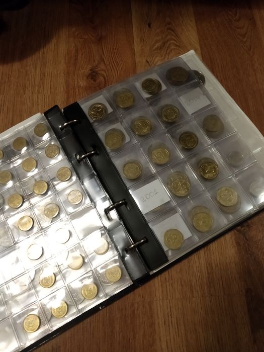 Набор монет Украины с 1992 года в альбоме