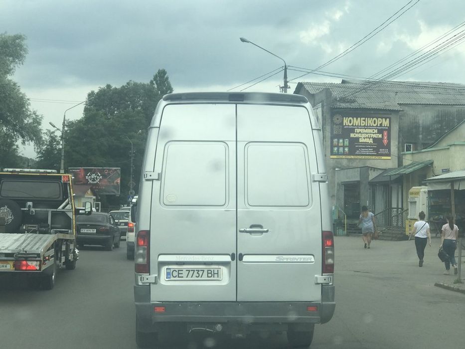 Тюнінг Мерседес Спринтер Дельфін: Спойлер на задні двері (Туреччина)