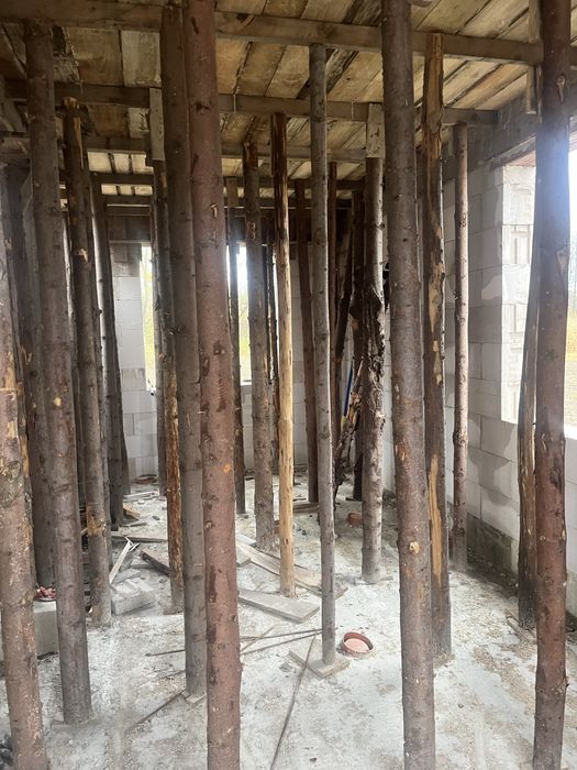 stemple budowlane  oraz deski 32