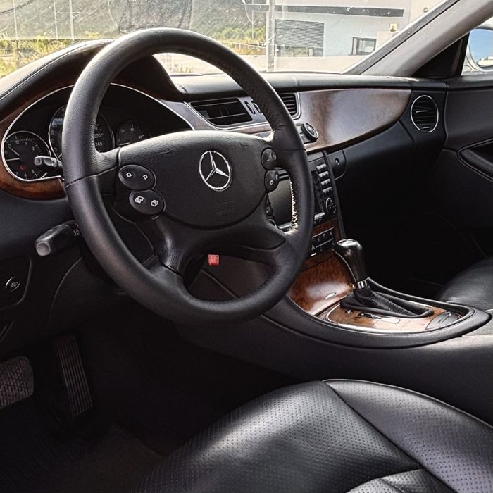 Mercedes-Benz CLS 320 CDI (w219) V6   IUC Antigo