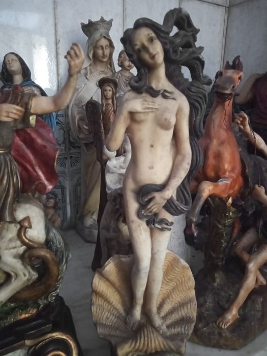 Figuras em marfinite .. Preço por peça