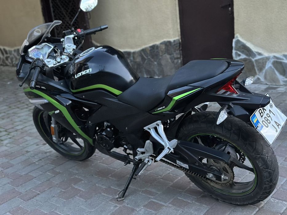 Продам Мотоцикла торг біля мотоцикла