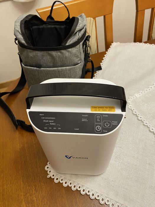 Przenośny akumulatorowy koncentrator tlenu „Varon”