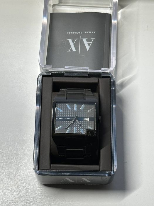 Годинники часы Armani