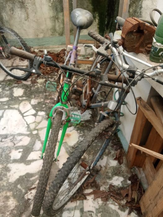 Bicicletas usadas para venda