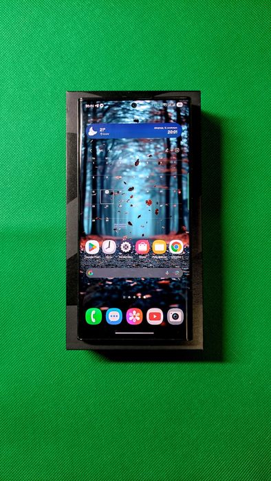 Смартфон Samsung Galaxy S22 Ultra 12/256GB Phantom Black + Подарки