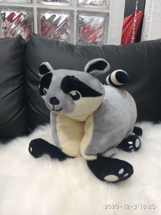 Pluszowa zabawka poduszka maskotka przytulanka szop dla niemowląt