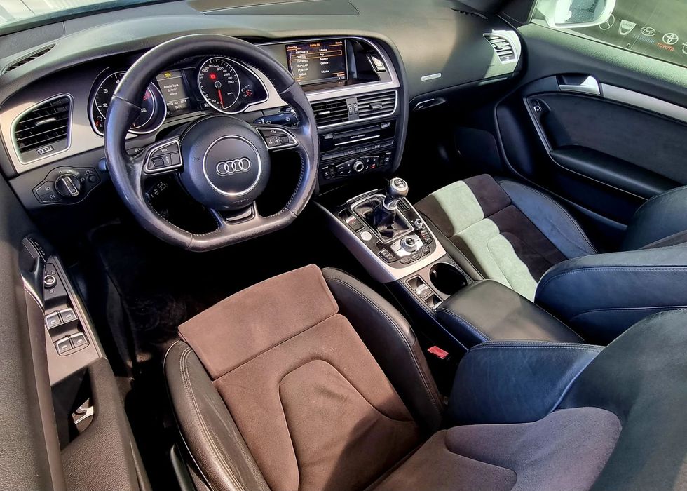 Audi A5 Cabrio 2.0 TDi S-line