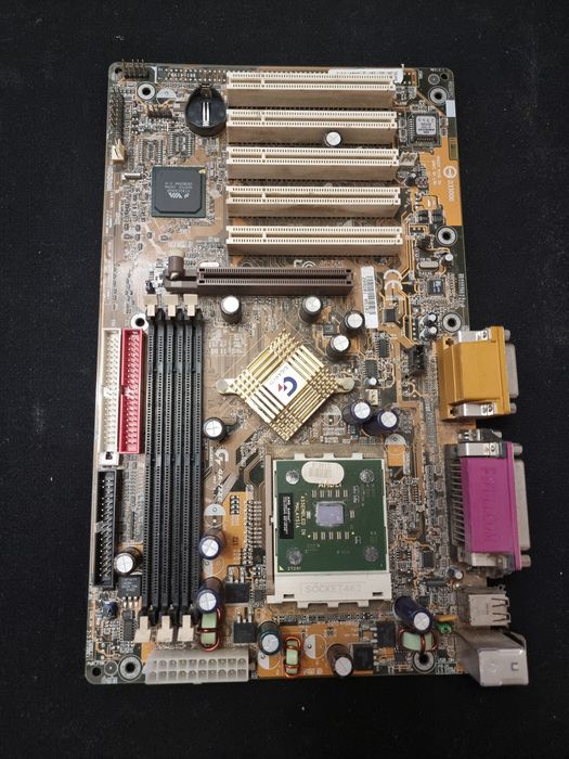 Gigabyte GA-7ZXE на (socket 462)