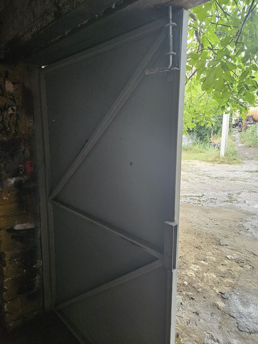 Продам гараж  за музыкальной школой