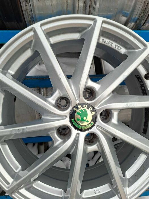 Диски Alutec 5/112 R17  7J ET40 Skoda Шкода 2019рік .