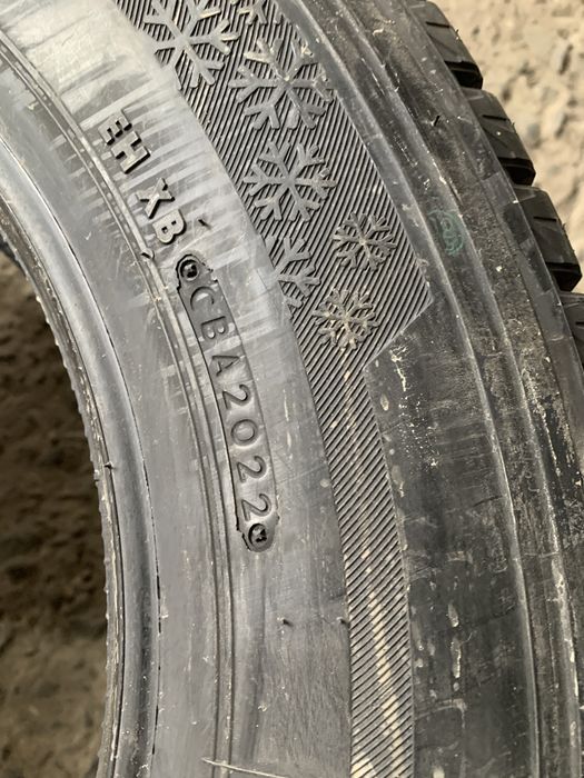 (6шт) нові 195/70R15C Bridgestone BLIZZAK W995 (104R) зимові шини