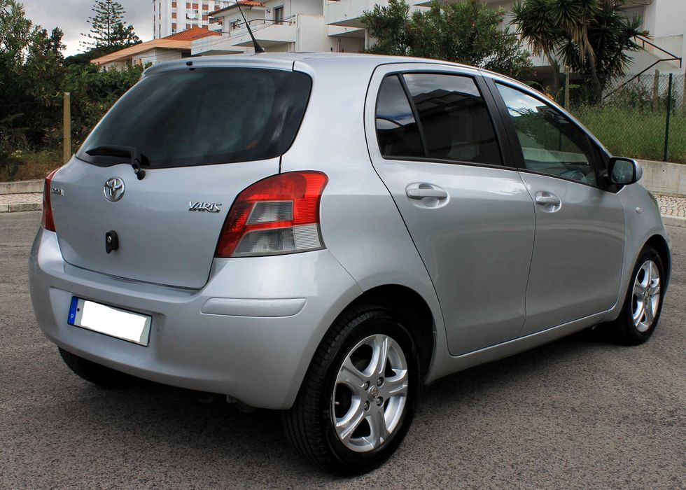 Toyota Yaris 1.4D4D com 162000km de 2011
