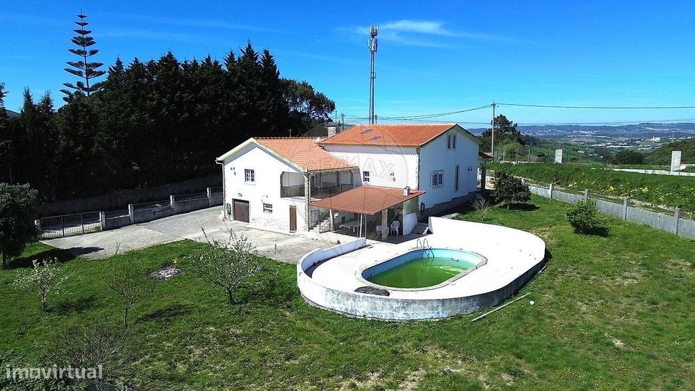 Moradia T4 para venda