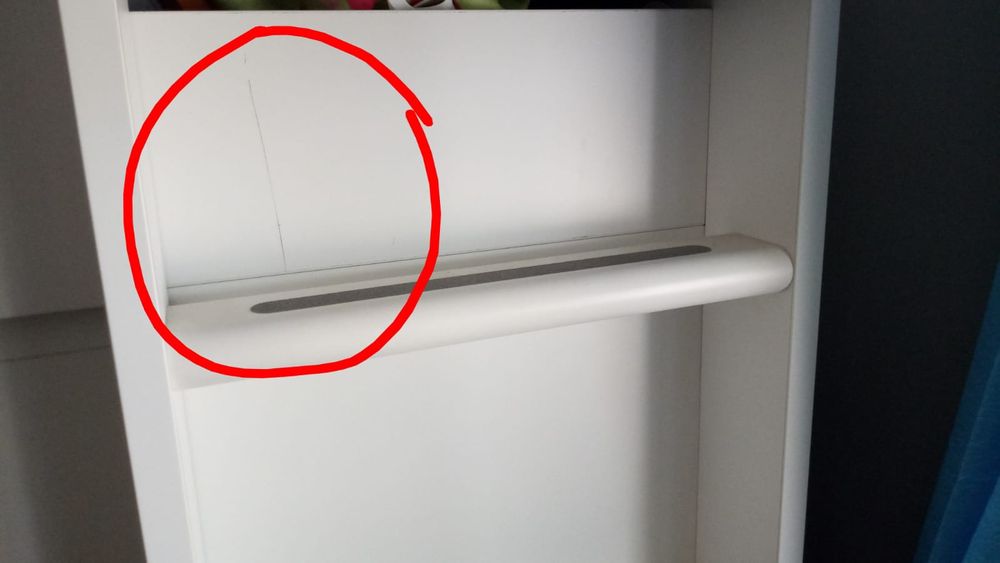 Beliche com secretária e roupeiro para quarto..