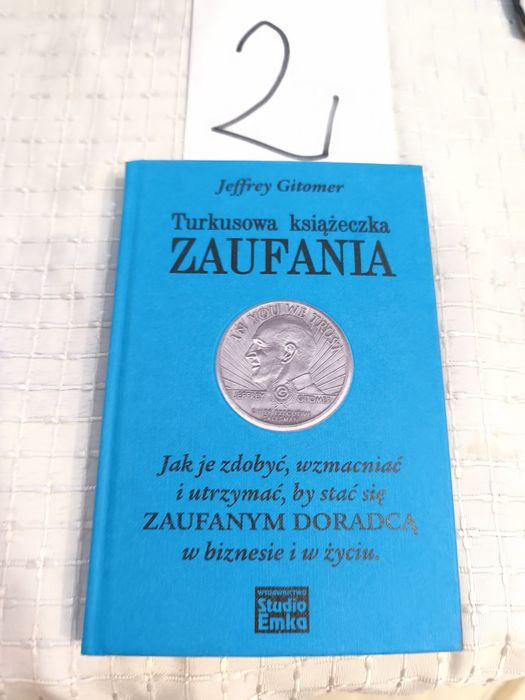 Turkusowa ksiazkeczka zaufania