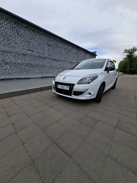 Продам Renault Scenic 3
