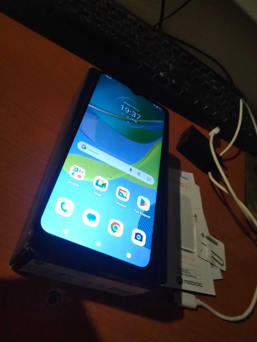 Моторола Е13 8/128 Гб повний комплект.5000 mAh