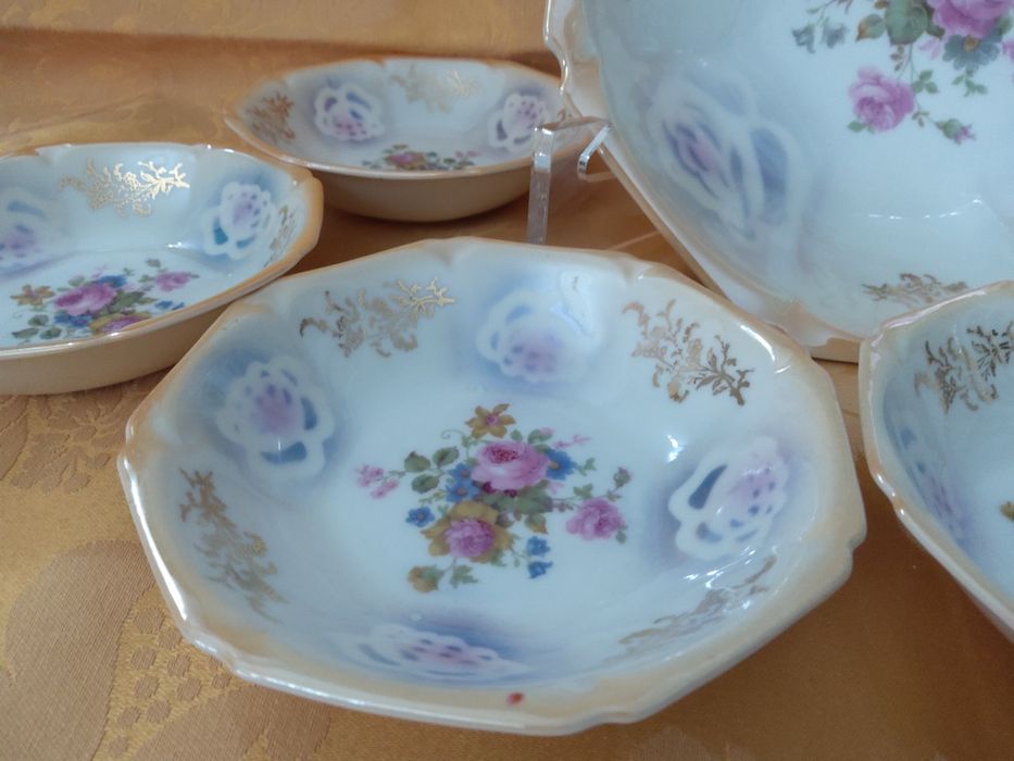 Conjunto para SOBREMESAS Vista Alegre anos 60