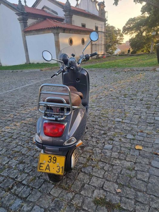 Vendo VESPA LXV 50 - Edição Limitada