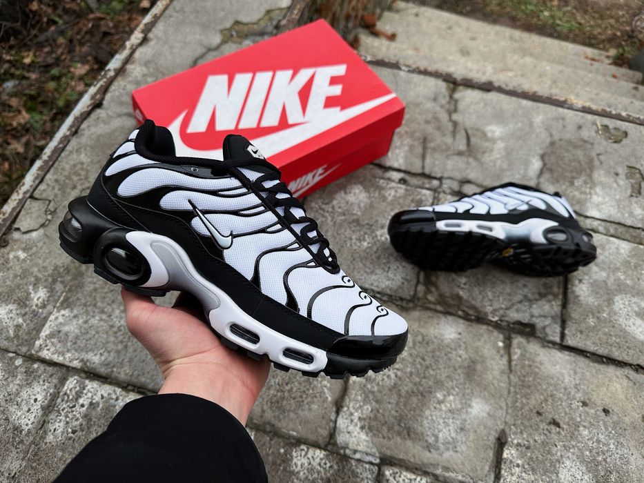 Мужские кроссовки Nike Air Max Plus TN (8 цветов) 41-46 размеры