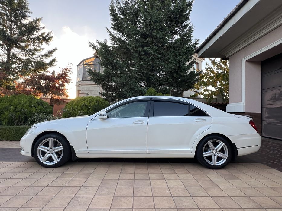 Mercedes-Benz S350 w221