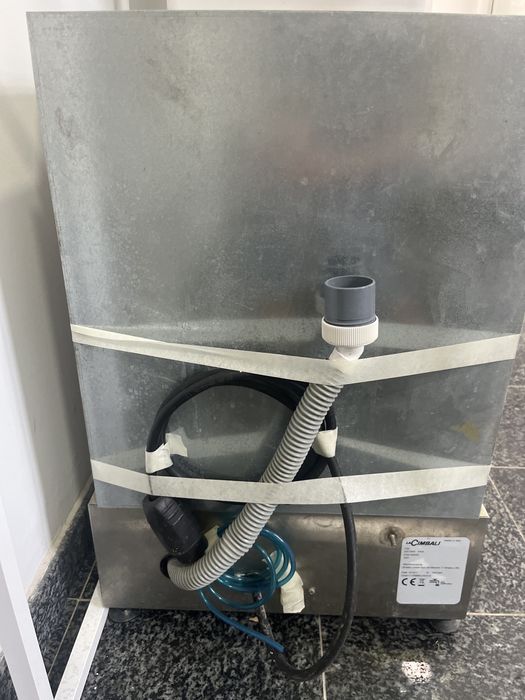 Maquina lavar copos LA CIMBALI, hotelaria