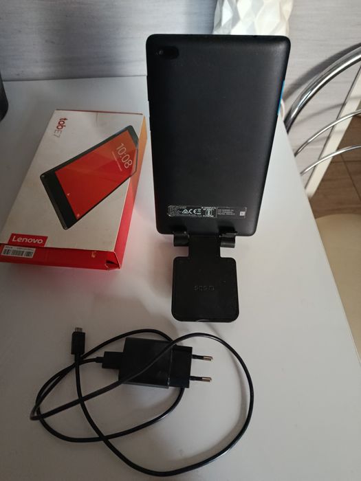 Tablet Lenovo Tab E7 (TB- 7104F)