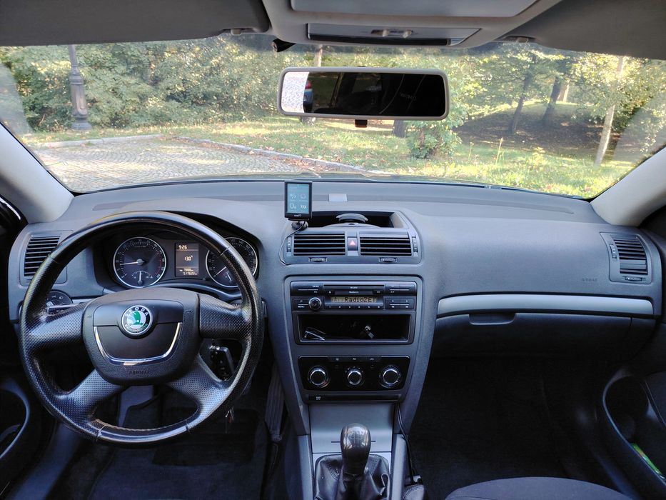 Skoda Octavia. Prywatne. Pewne na dojazdy.