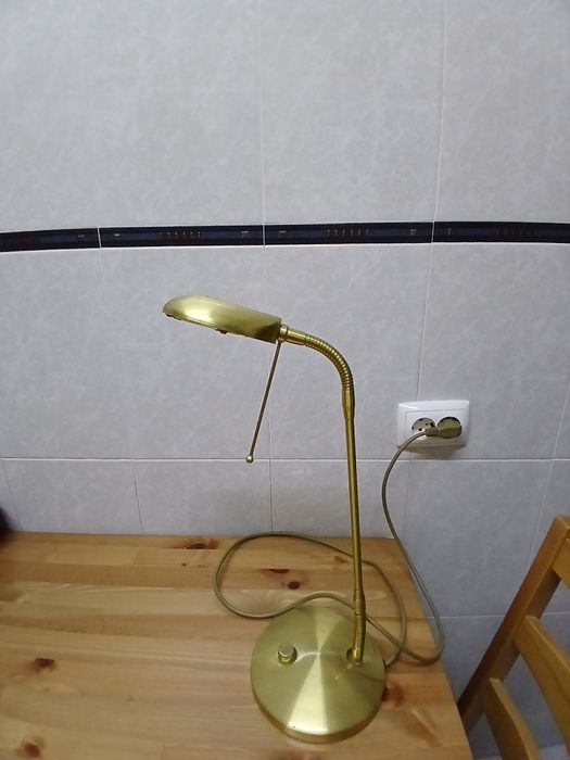 Candeeiro de Mesa / Secretária Articulado em Metal Dourado