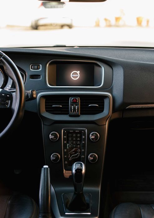 Volvo V40 Cross-Country D4